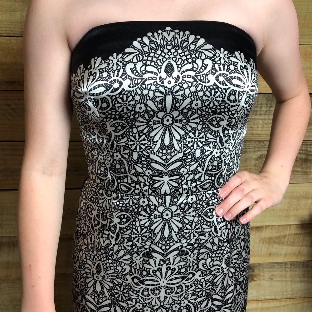 White House Black Market, strapless dress, EUC - Picture 5 of 9